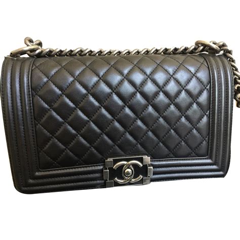 sac boy chanel noir|boys chanel flap bag.